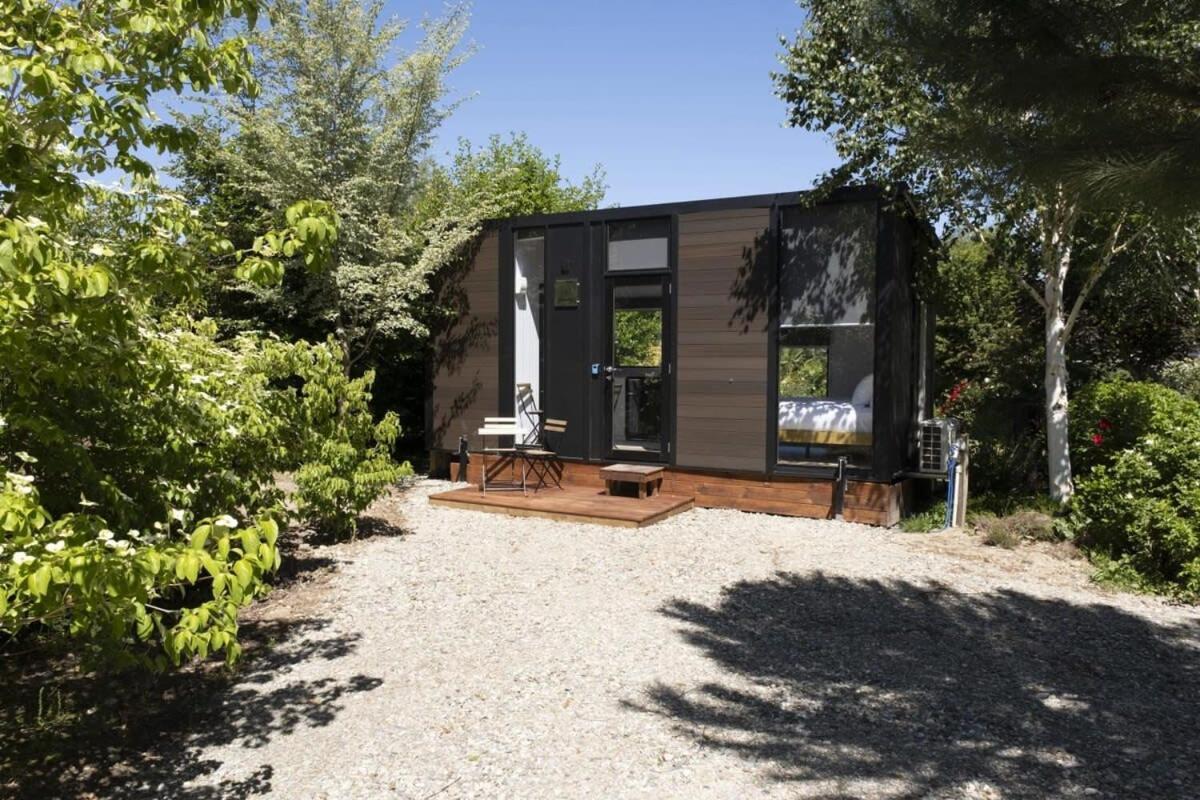 Millers Flat Tiny Away Benger Garden 2 By Tiny Away 빌라 외부 사진